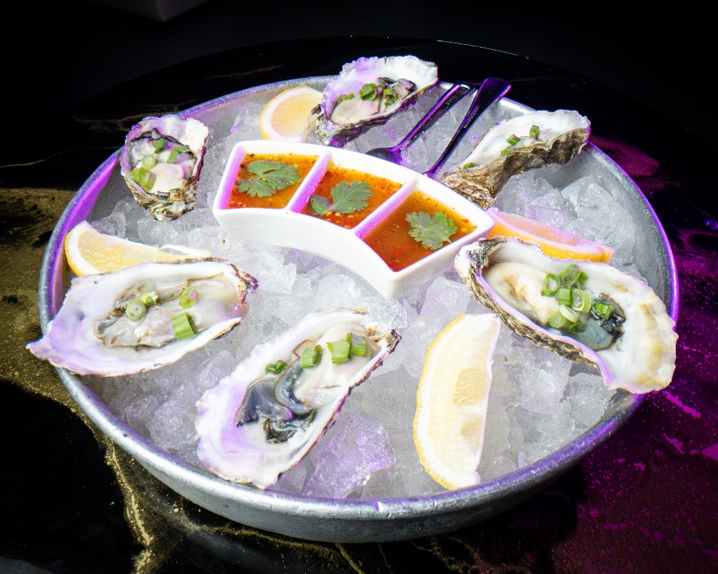 Fresh Oyster (6 or 12 pcs)