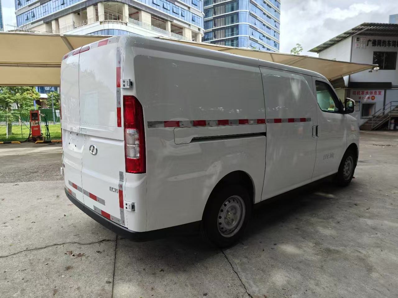 Changan Kuayue van eléctrico  FURGONETA CHANGAN  thumb 4