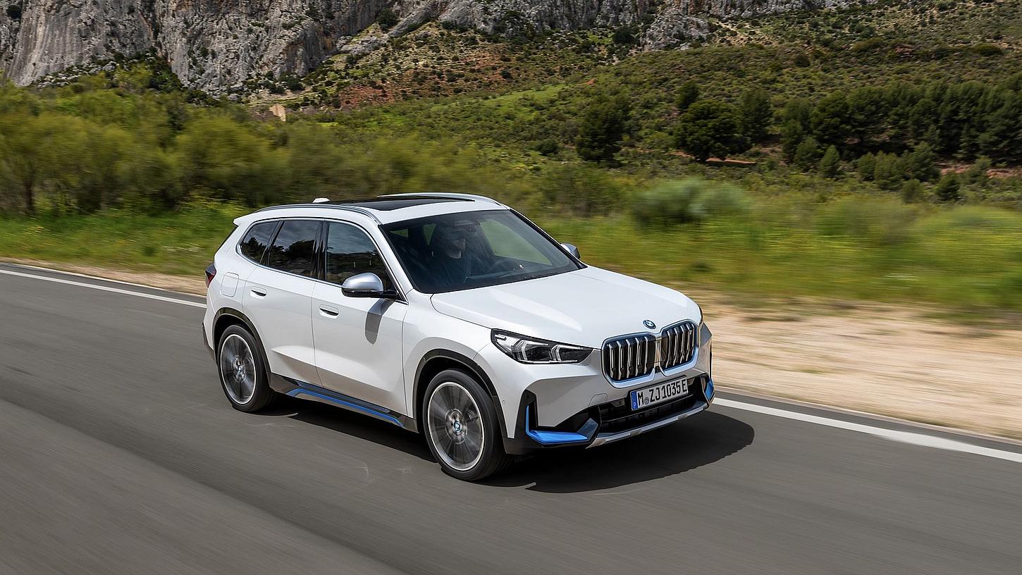 BMW EDRIVE 25 X L 510 KM