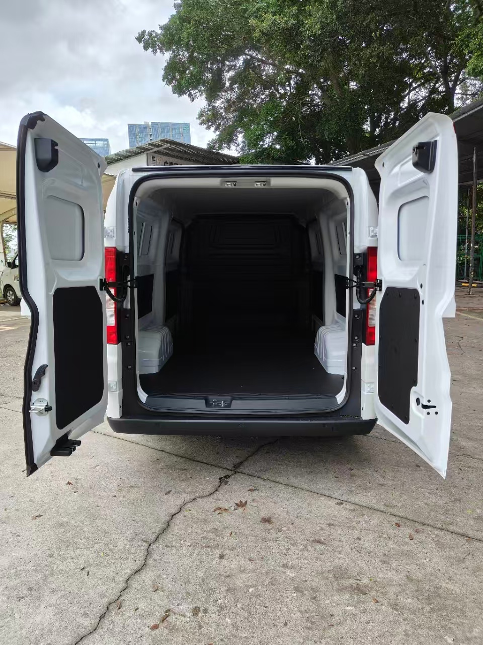 Changan Kuayue van eléctrico  FURGONETA CHANGAN  thumb 5