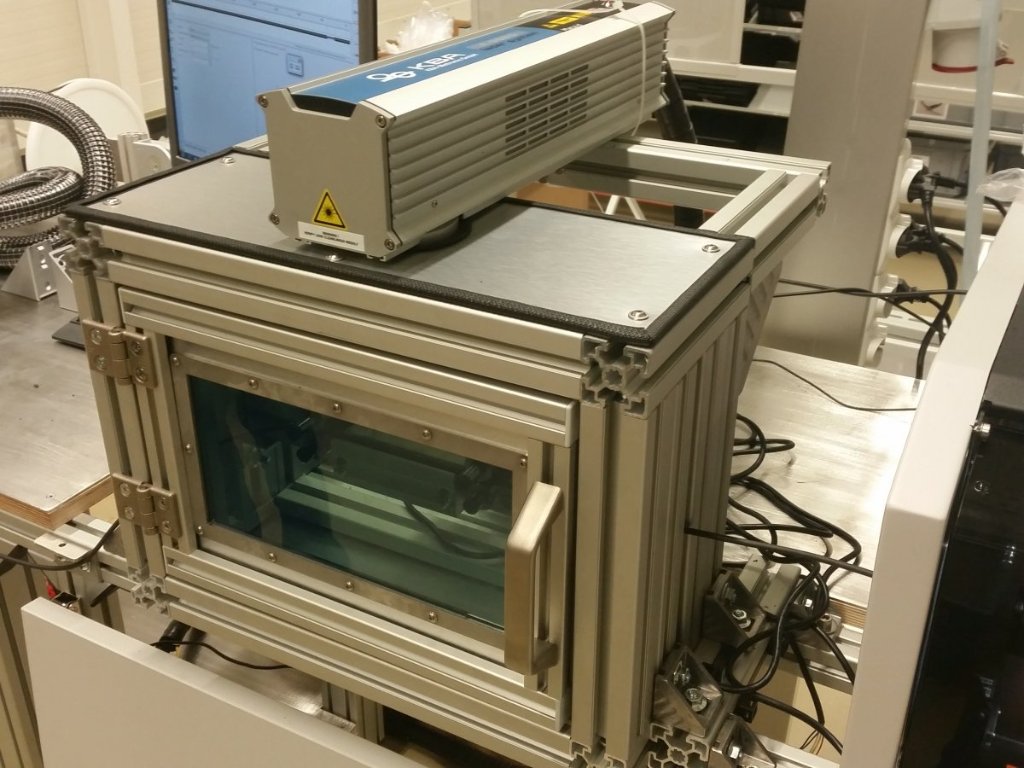 Laser cabinet for cable marking