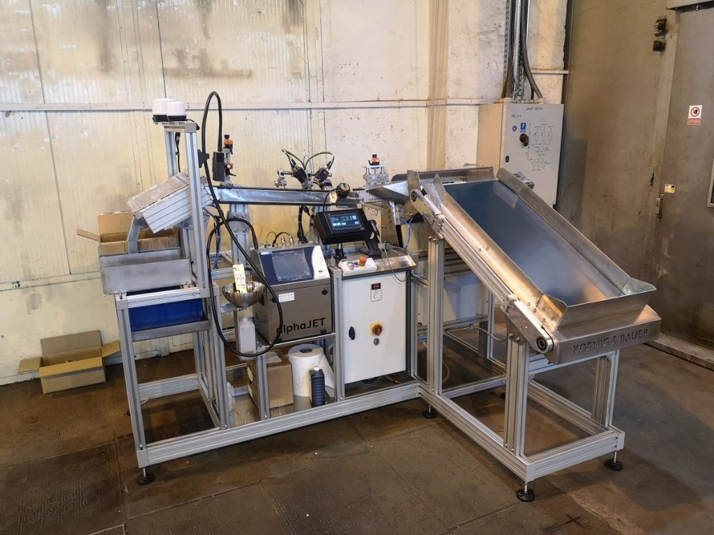 Laser-marking cabinet compact