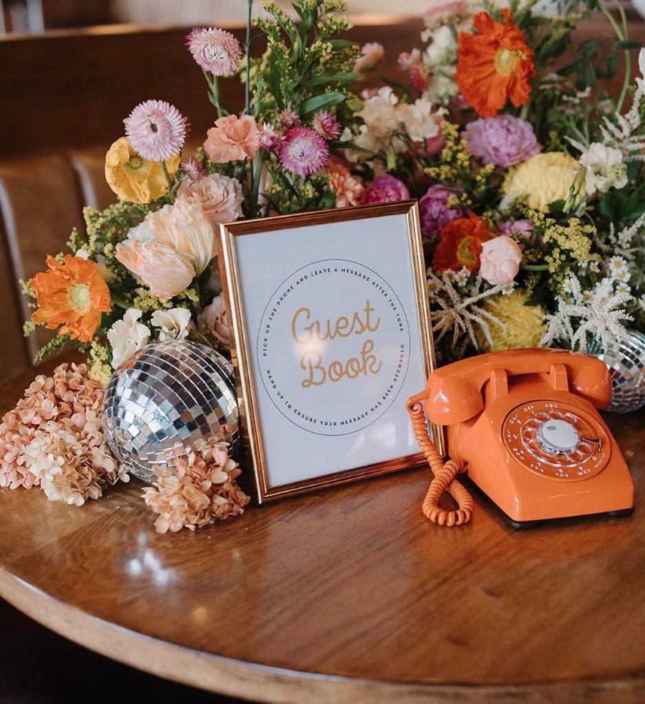 Florals & vintage charm