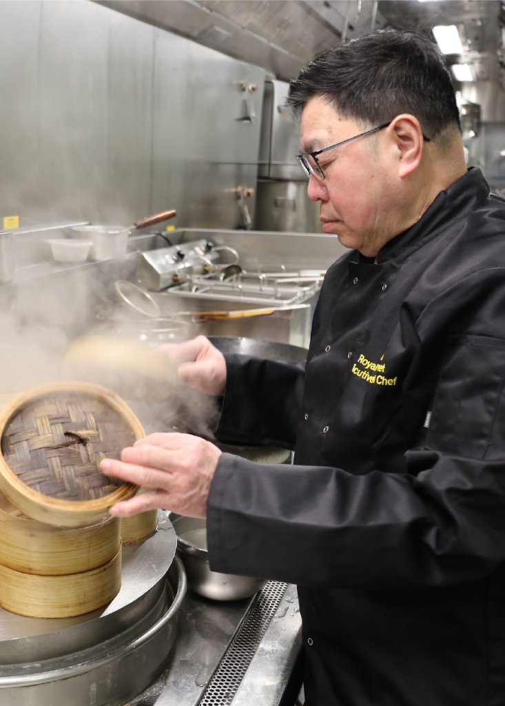 Chef Ming in the kitchen