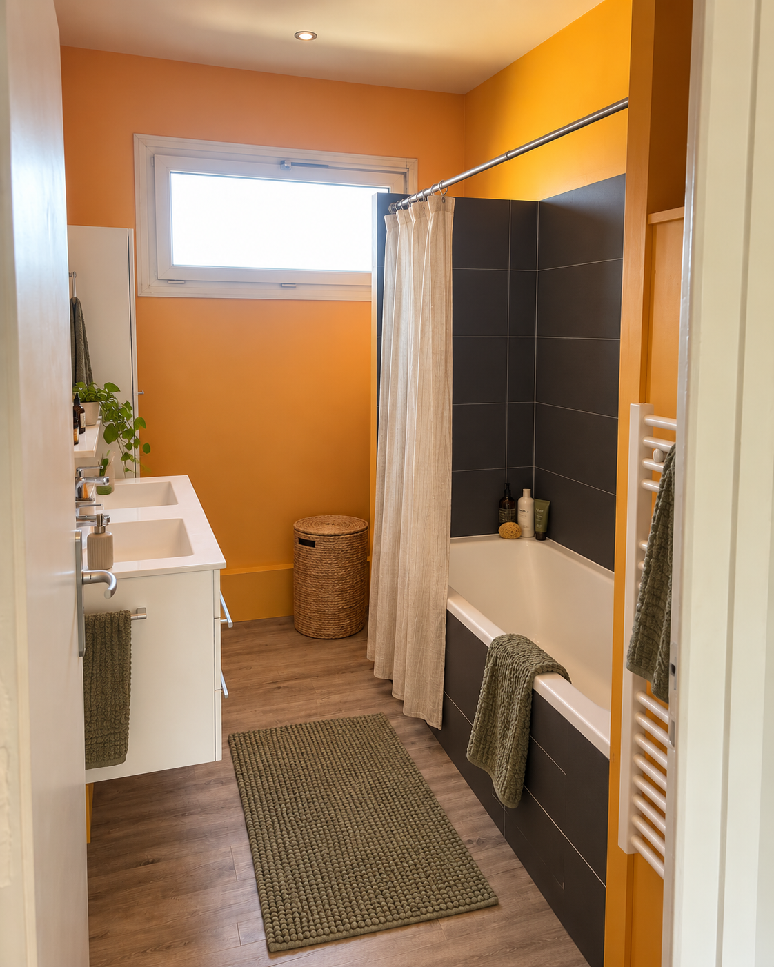 Appartement de 86m² au dernier étage — balcon, vue montagnes et garage - 7