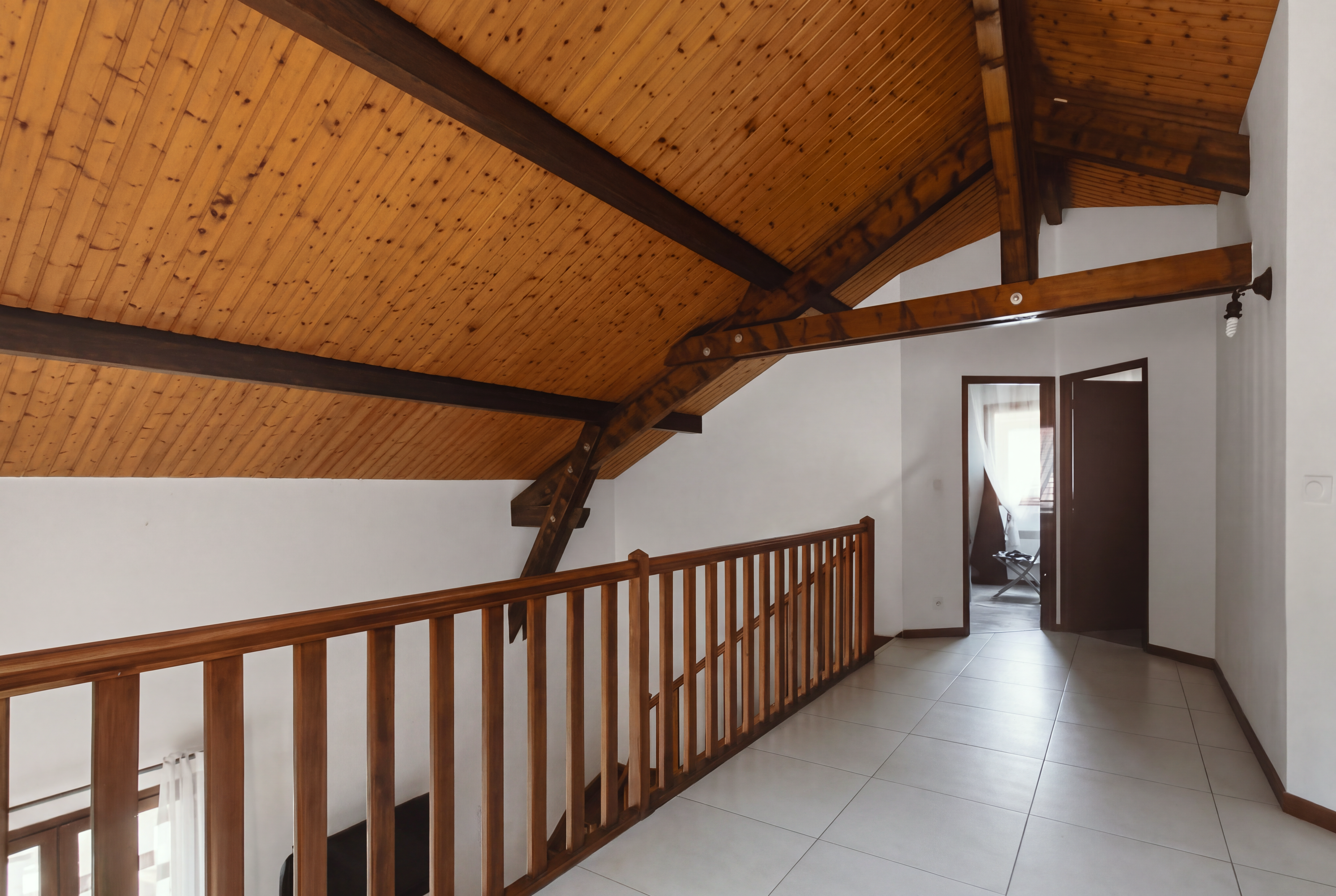 Maison familiale avec espace aménagé, grand garage et terrain – Saint-Égrève - 9