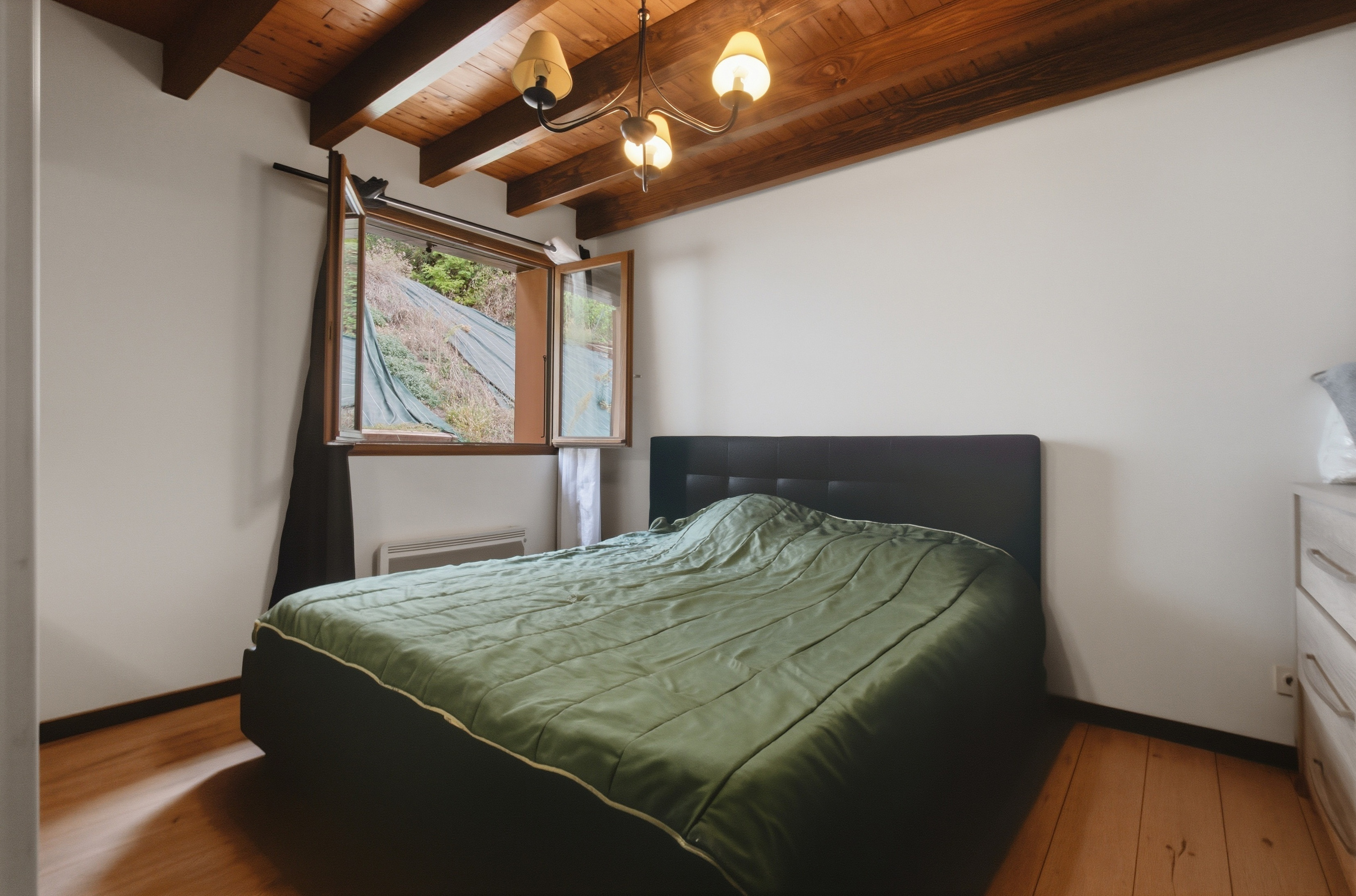 Maison familiale avec espace aménagé, grand garage et terrain – Saint-Égrève - 17