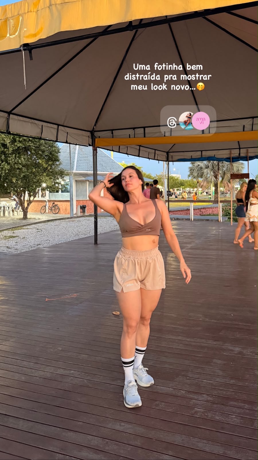 Laene Corbacho usando AMAVI
