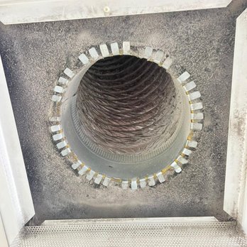 Return air box - dusty before service