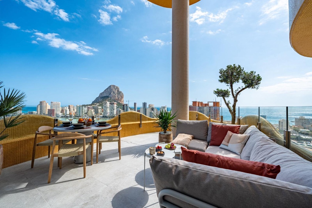 Luxury terrace holiday rental with Peñón de Ifach view, Calpe