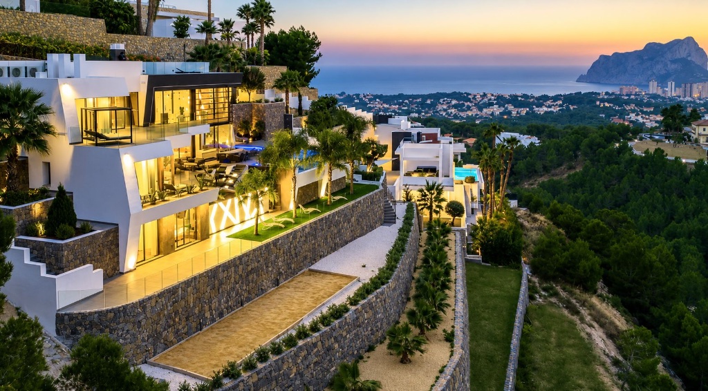 Luxury villa for sale on the Costa Blanca
