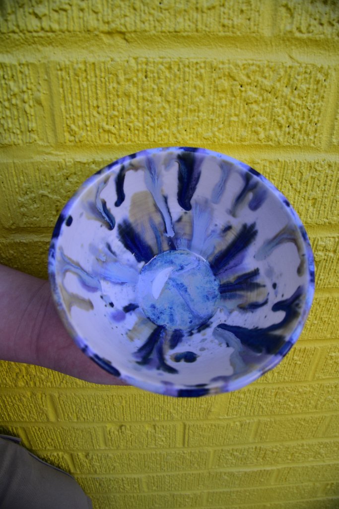 Porcelain Swirl Bowl