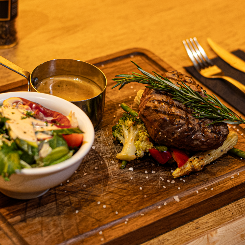 Pièce de bœuf grillée