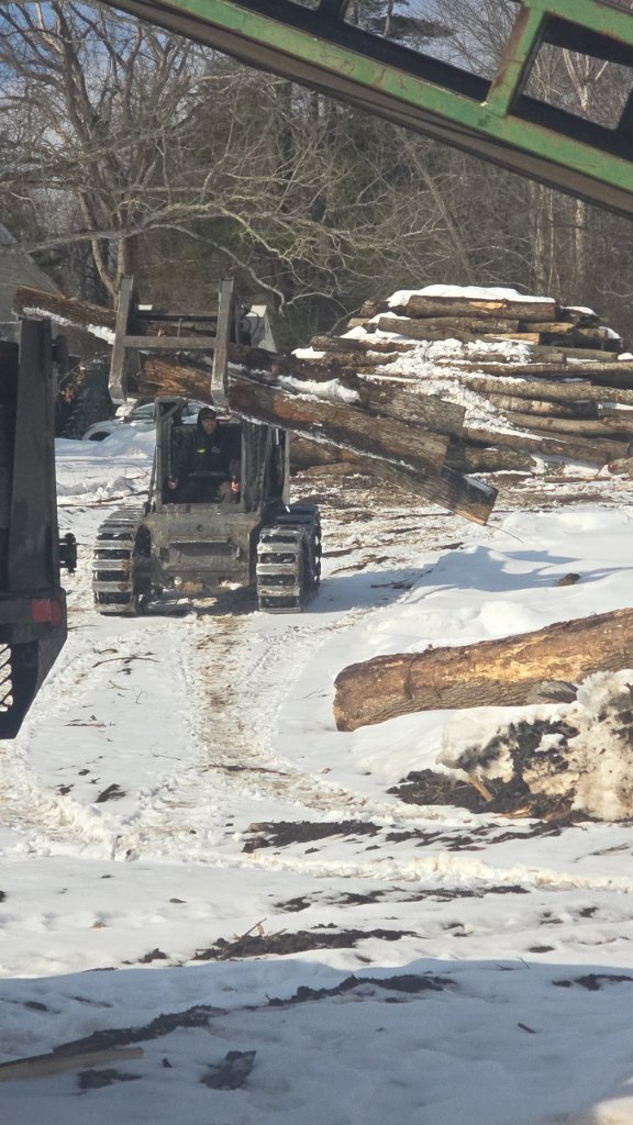 SKID STEER LOG YARD