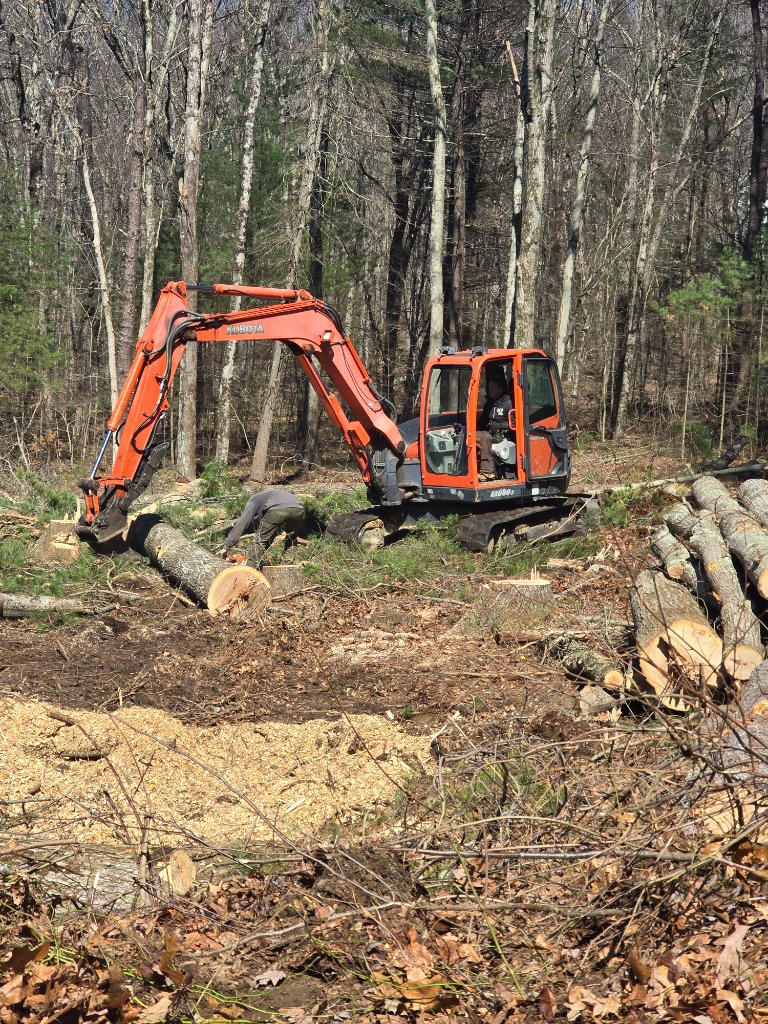 KUBOTA LOG HANDLING