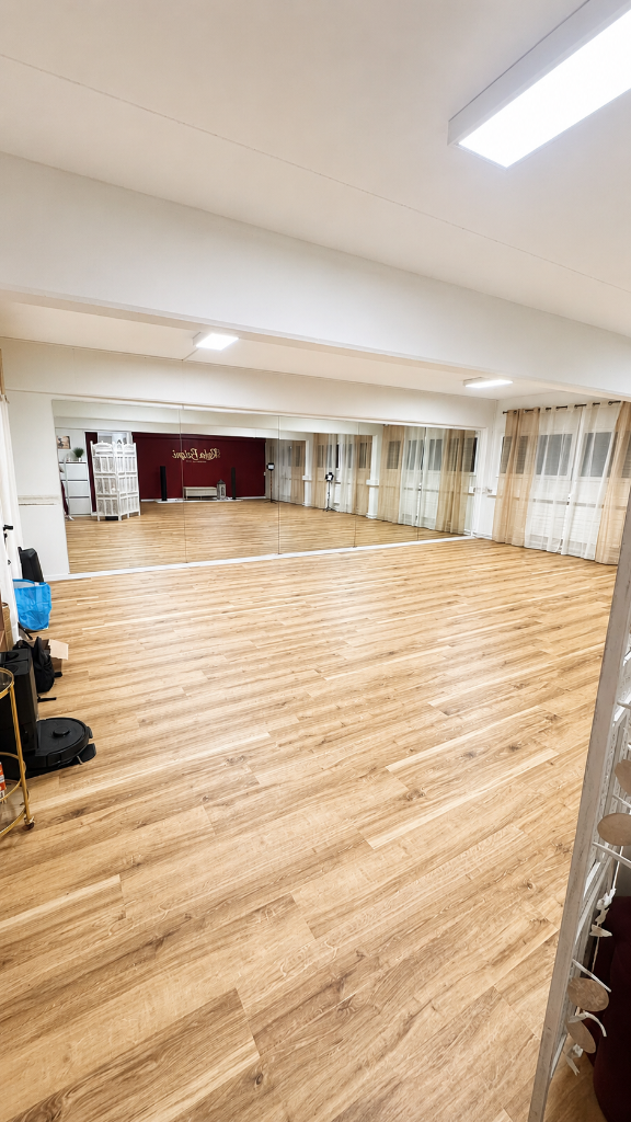 Studio 2