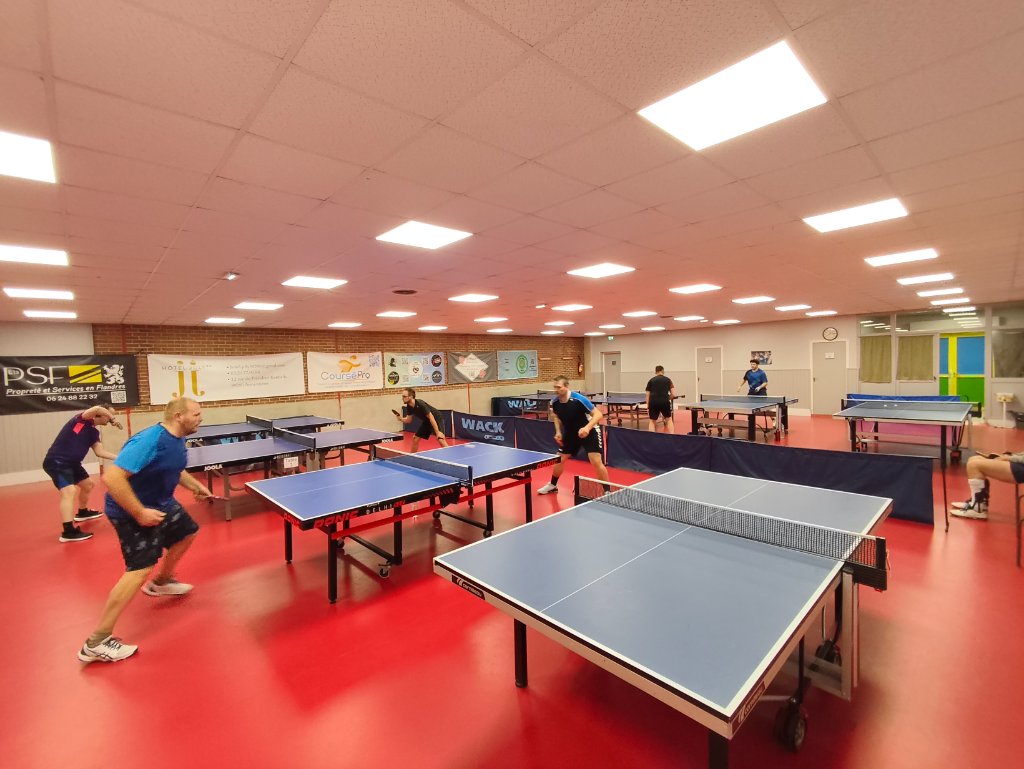 La salle d'entraînement – FJEP Armentières Tennis de Table