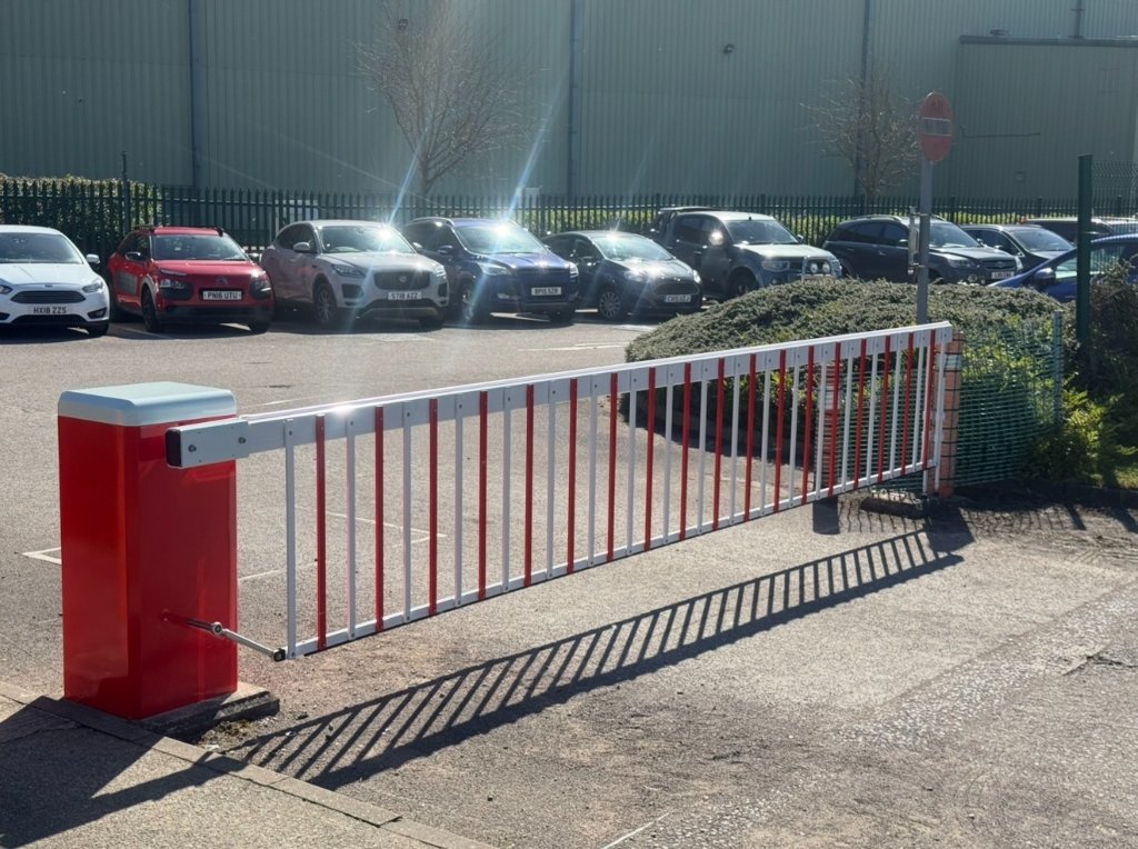 AB-100 Automatic Barrier (STD)