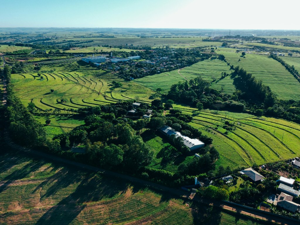 Expansão de Terra e Fazenda