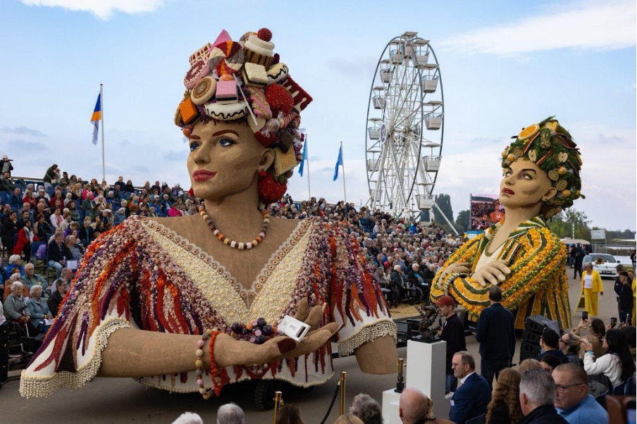 4.	Mevrouw Zoet & Madame Zuur 