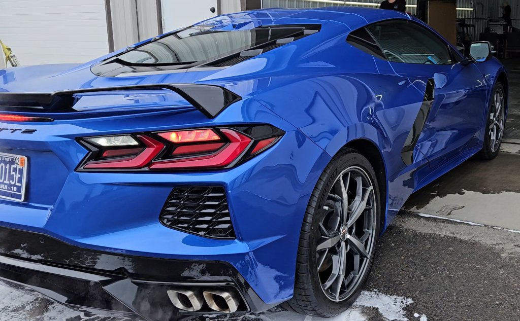 Corvette C8 Blue