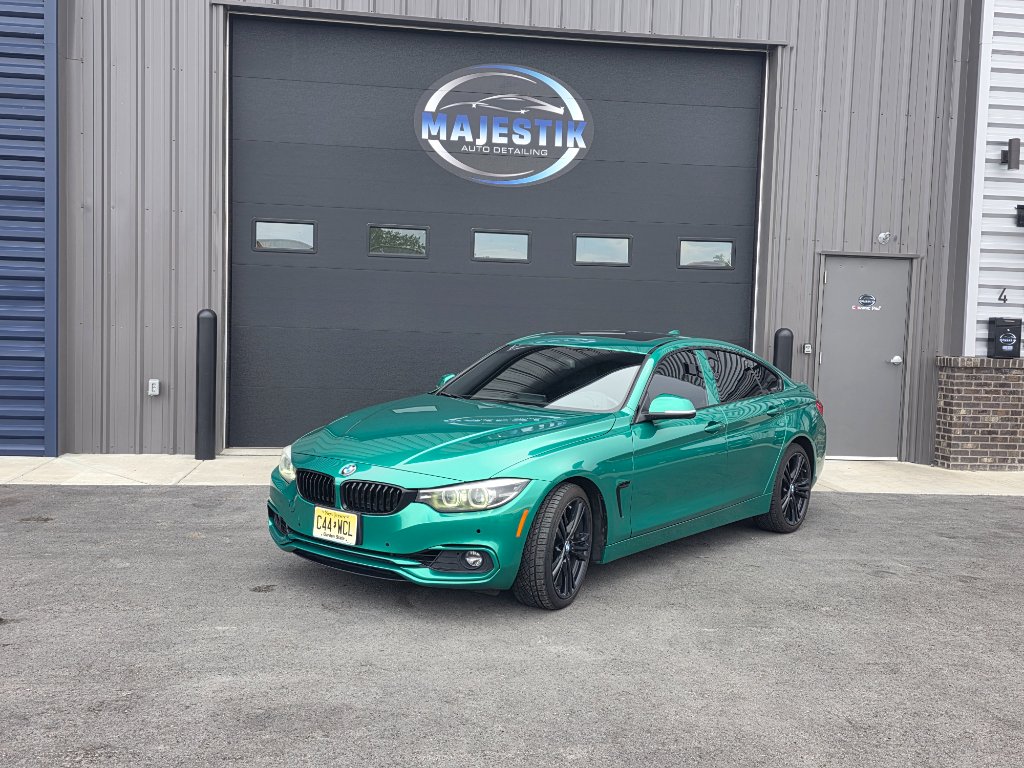 Green BMW at Majestik