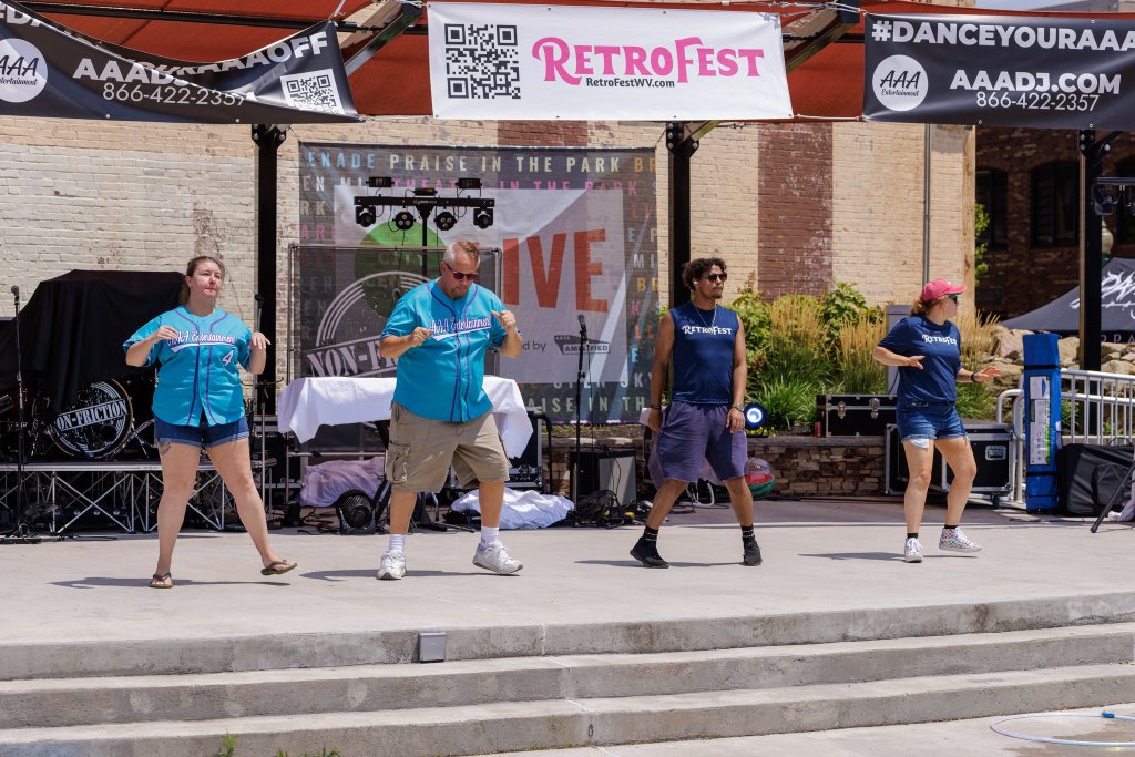 AAA Entertainment at RetroFest