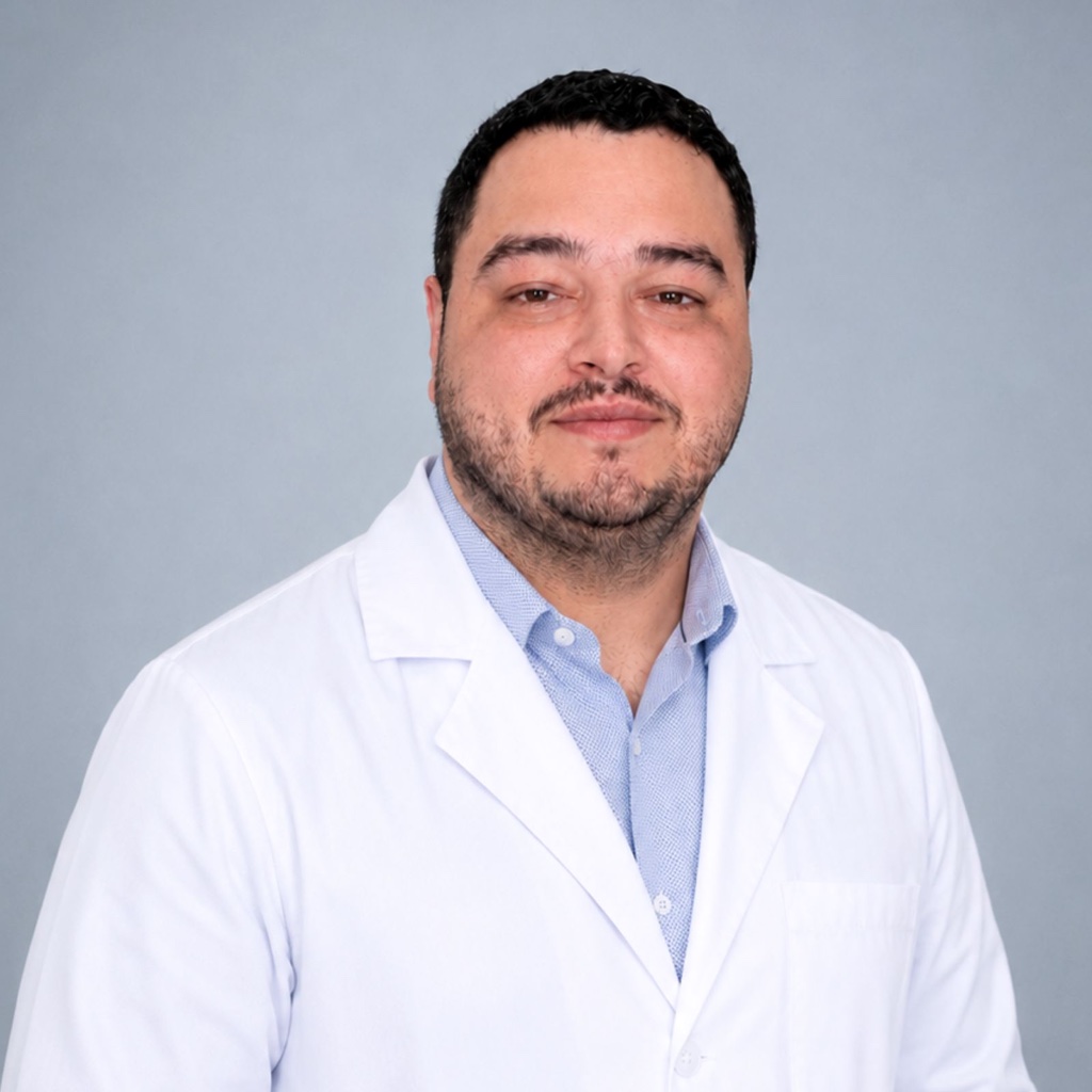 Dr. Erlan Araújo Falcão