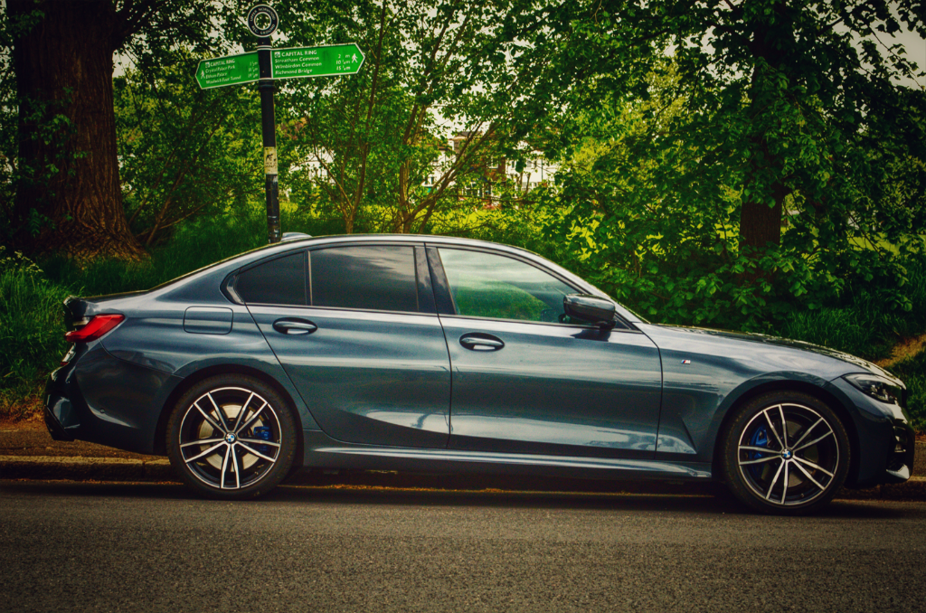 BMW 3 Series — London Streets