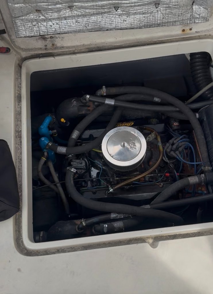 Marine service work 23