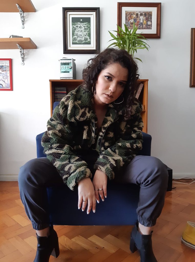 Raíza Leão