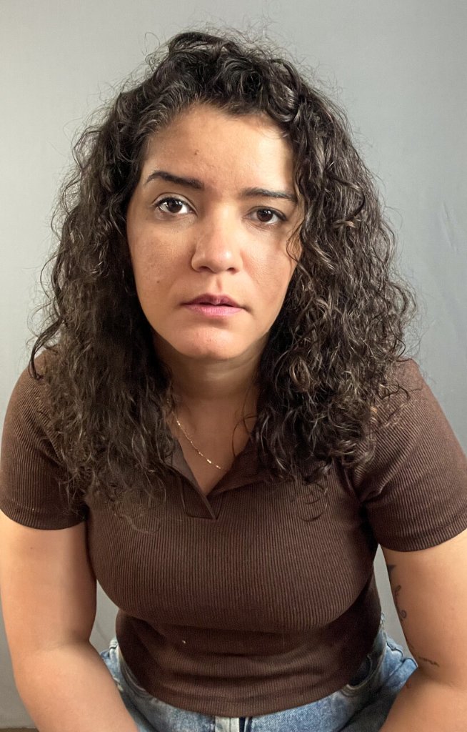 Raíza Leão