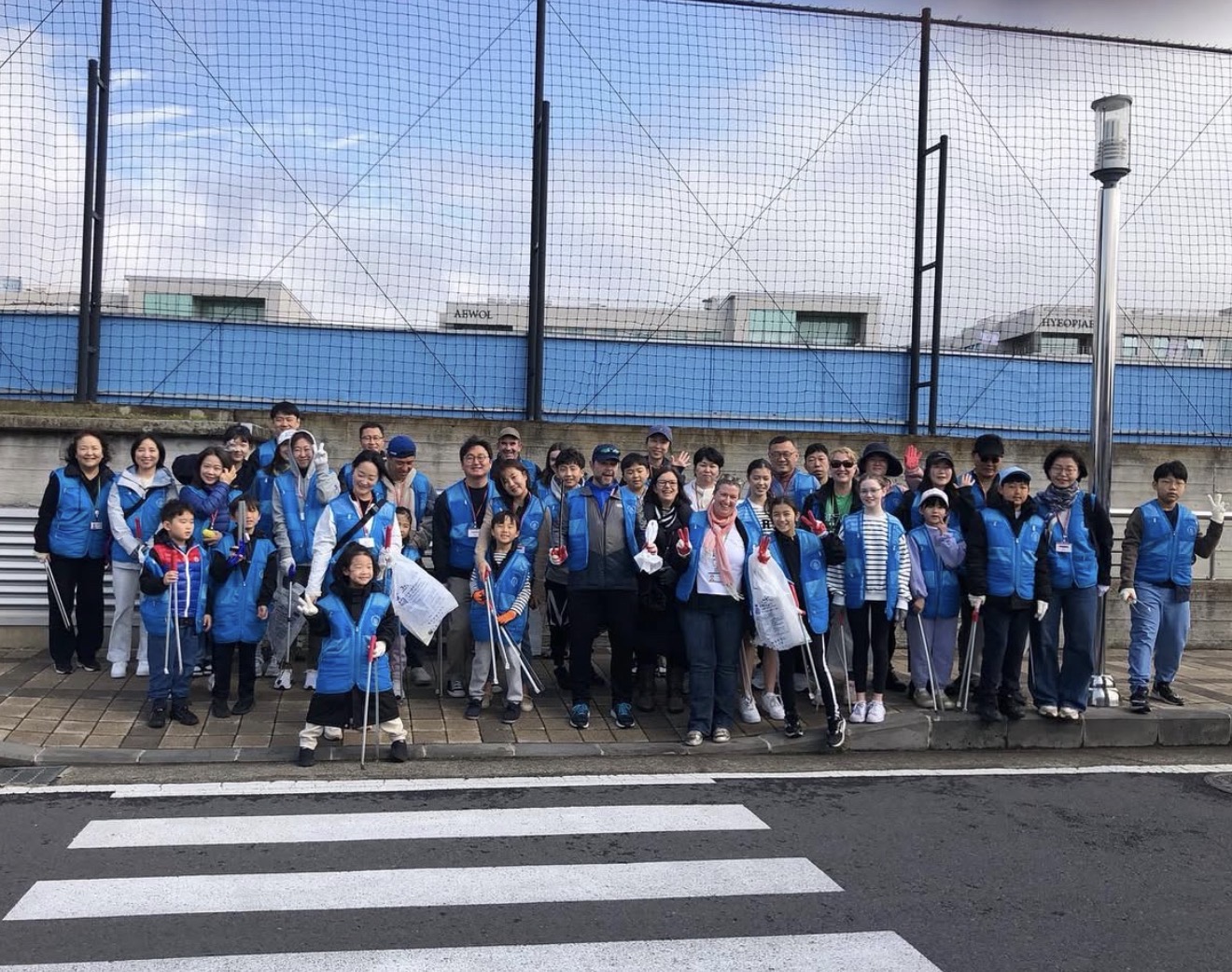 Ecomusician families and ambassadors gathered at Geumneung Beach for a community retreat and beach cleanup
