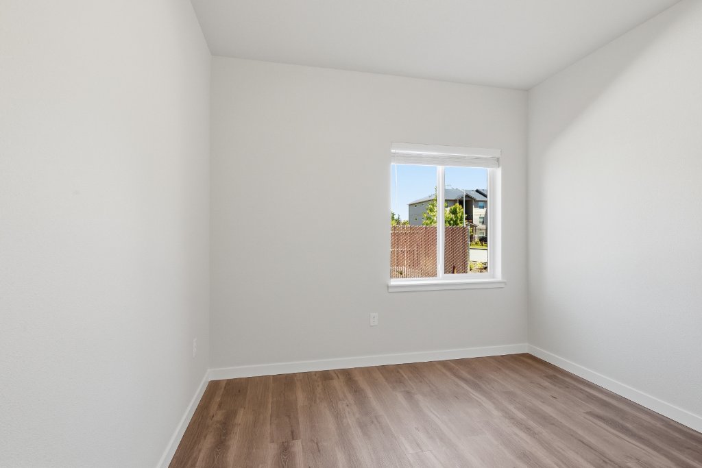 1425 Mildred Ln SE photo 16