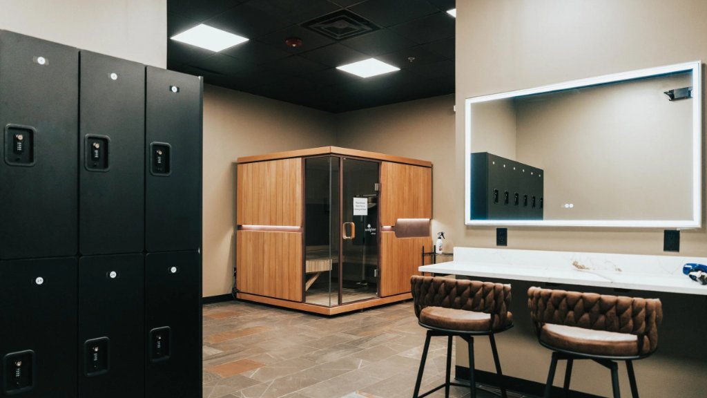 Body Masters Tulsa gym facility photo 7