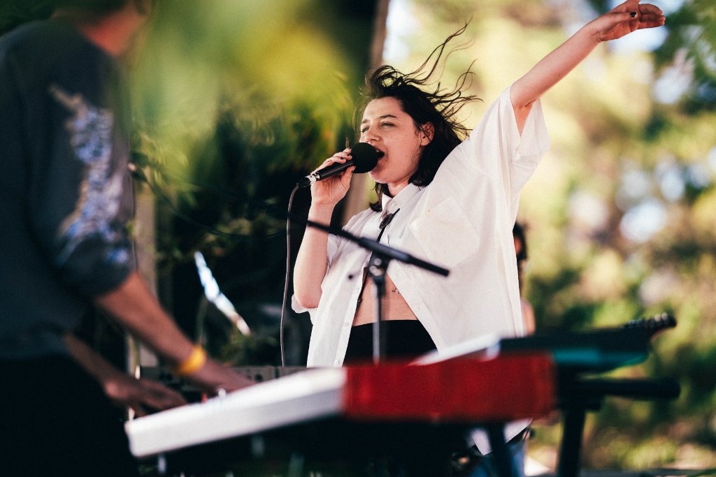 Chanteuse en concert