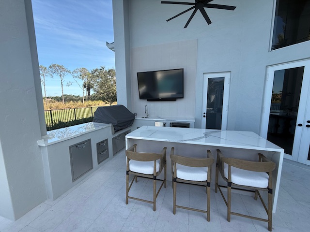 Gray + TV & Bar Island