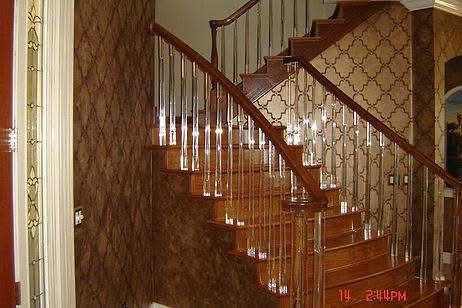 Oak & Acrylic Baluster Staircase