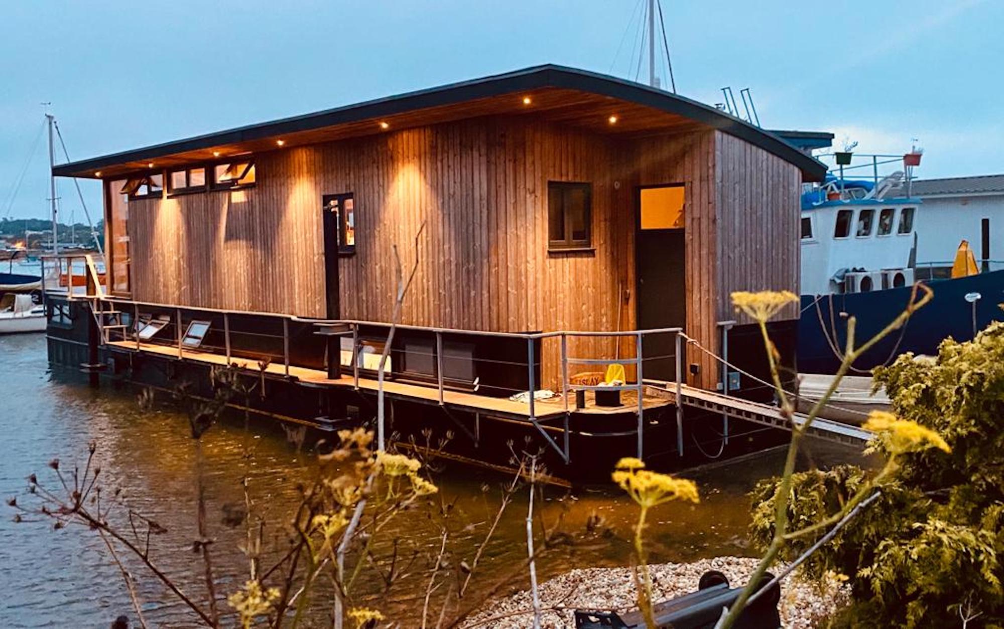 Bembridge houseboat moored at dusk
