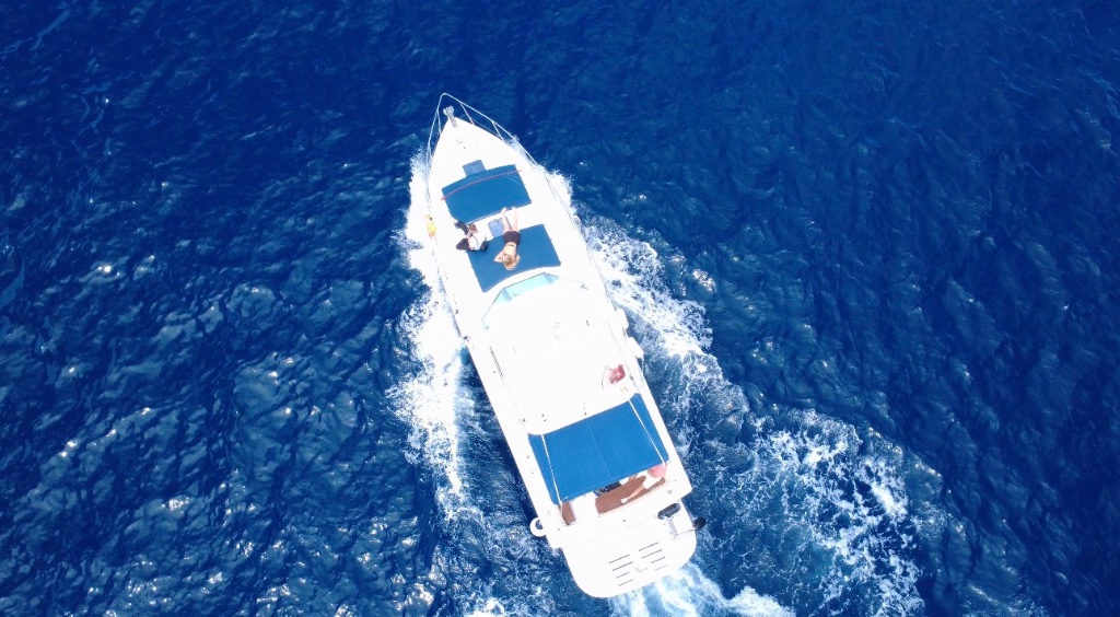 White Dreams Yacht 2