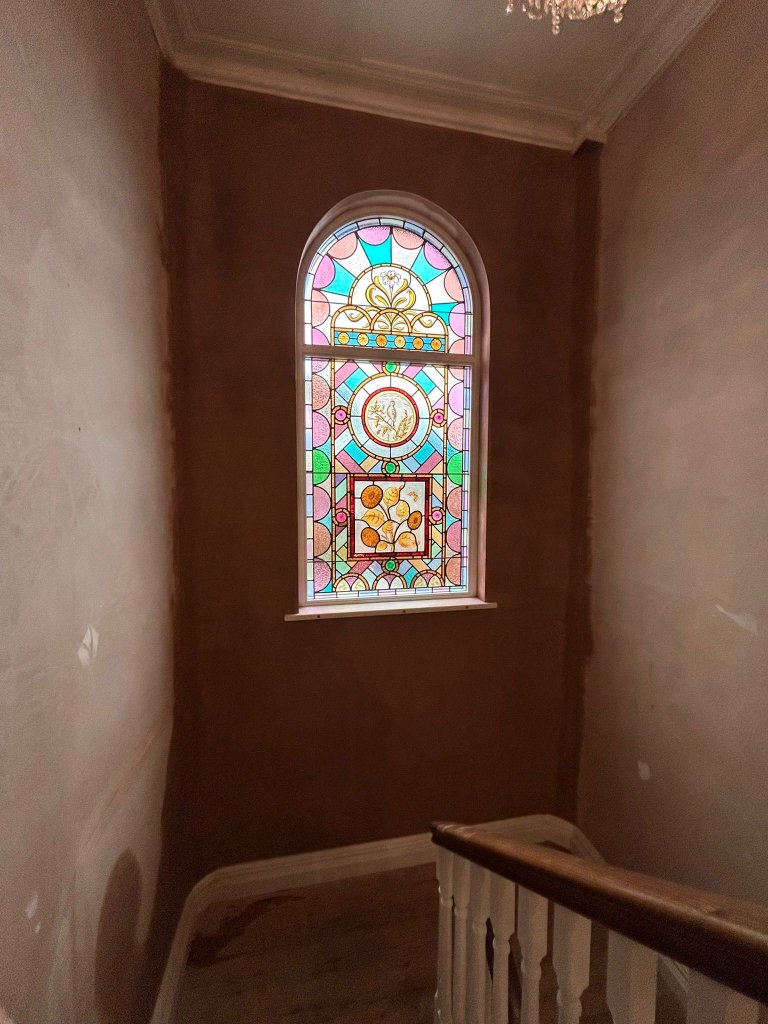 Interior skimmed walls - pink plastered room