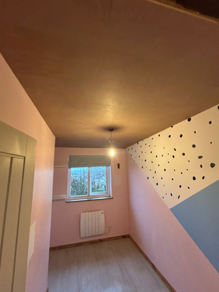 Bedroom ceiling skim coat plastering Cornwall