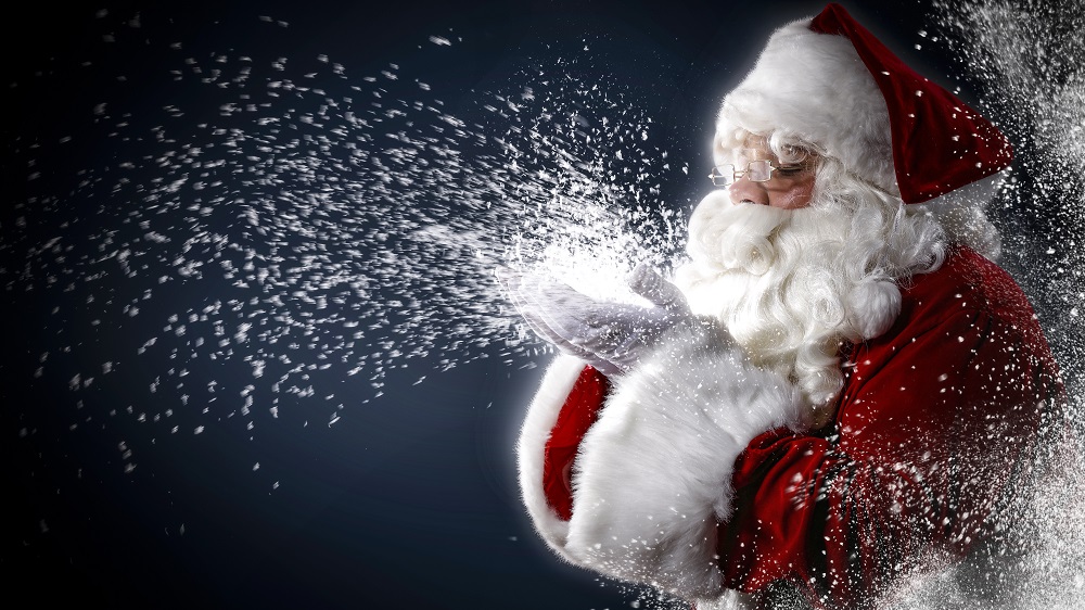 DJ als Weihnachtsmann auf Weihnachtsfeier