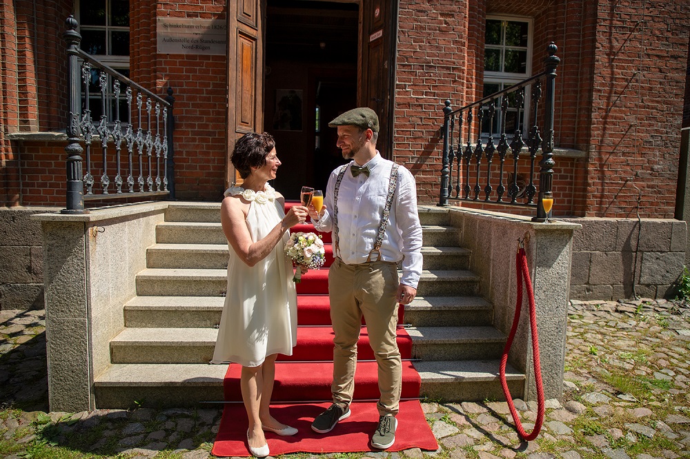 Hochzeitsfotograf Rügen – Brautpaar-Shooting am Kap Arkona an der Ostsee