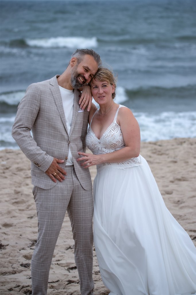 Brautpaar Strandkorb Göhren – Hochzeit Ostseebad Rügen