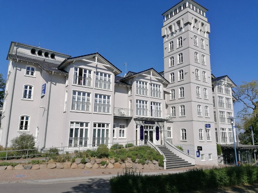 VJU Hotel Rügen – Hochzeit DJ Hochzeitslocation Göhren