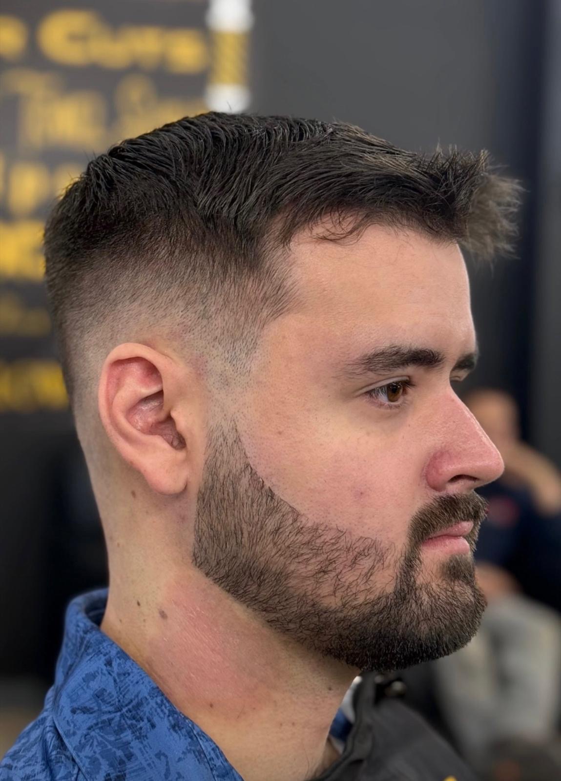 Textured cut with faded side profile