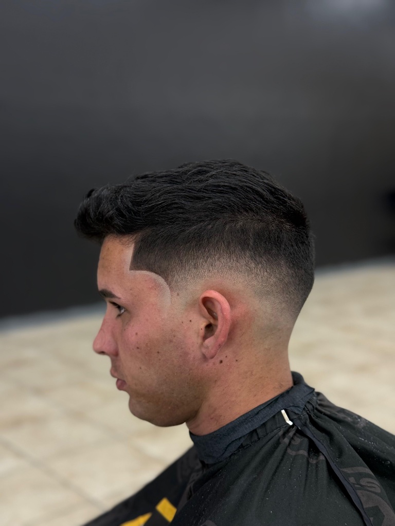 Mid fade with textured top