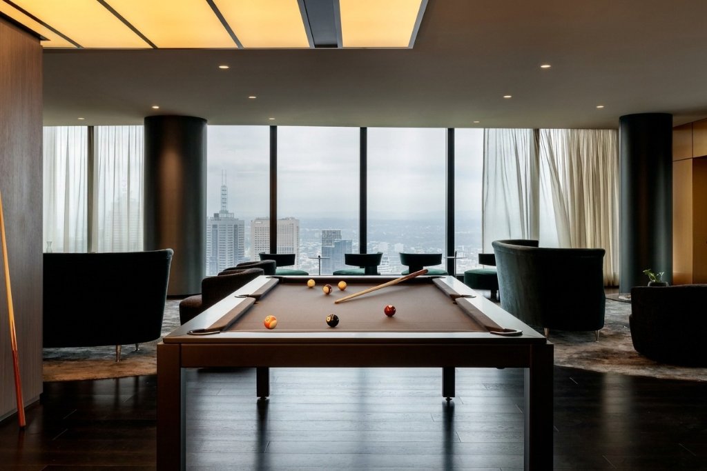 Billiards & Games Lounge