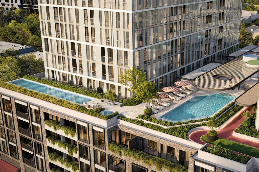 Rooftop pools & spa